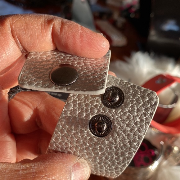 Everything must go sale - Picture 9 of 14